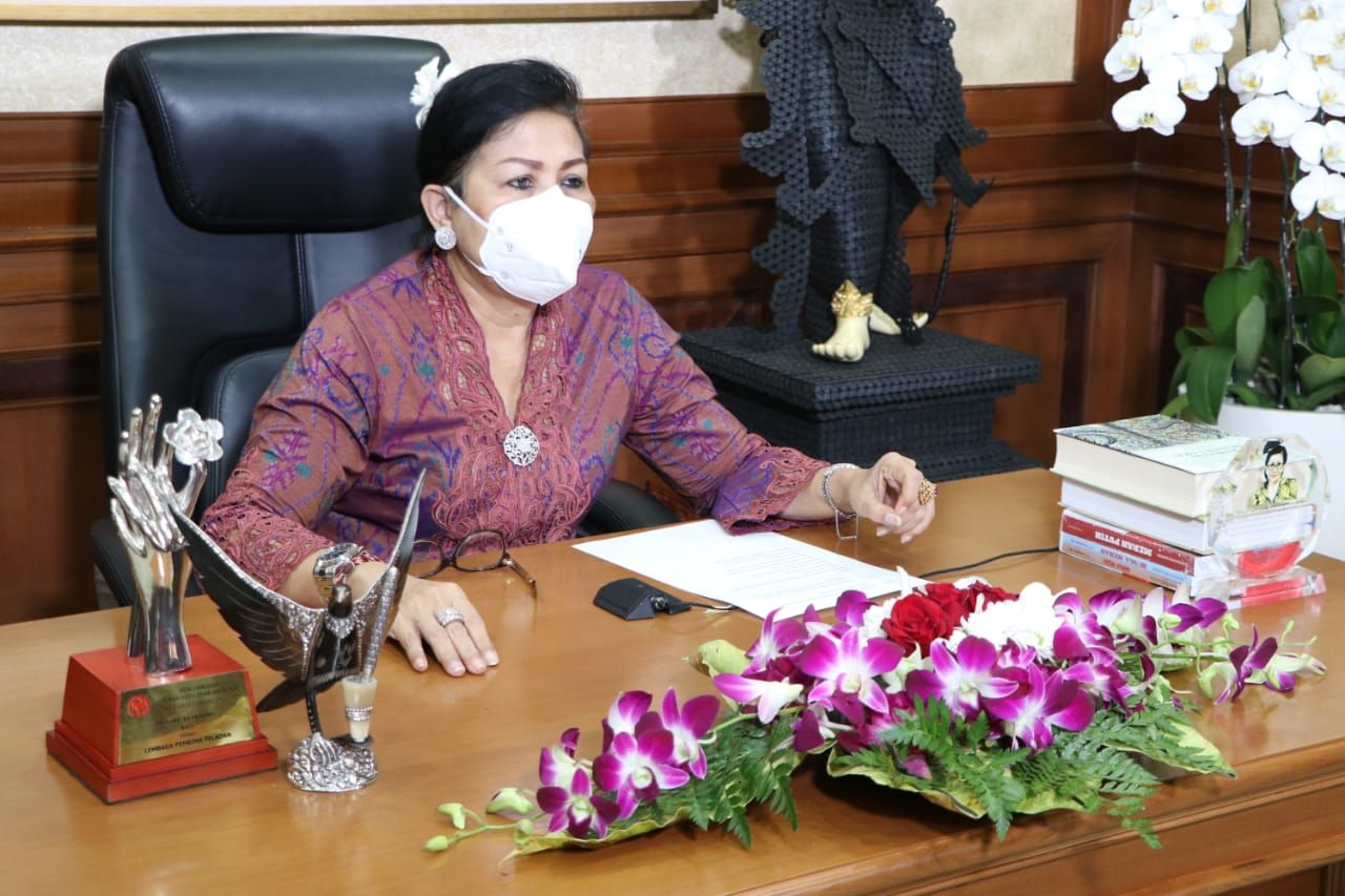 podiumnews.com-Ny Putri Koster Ajak Anggota WHDI Terus Berinovasi di Tengah Pandemi